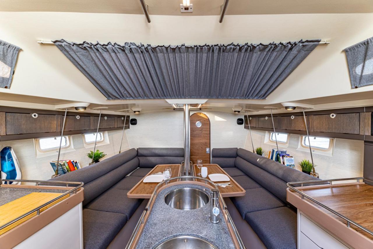 Relaxing Stay On A 38Ft Sail Yacht Arrecife  Ngoại thất bức ảnh