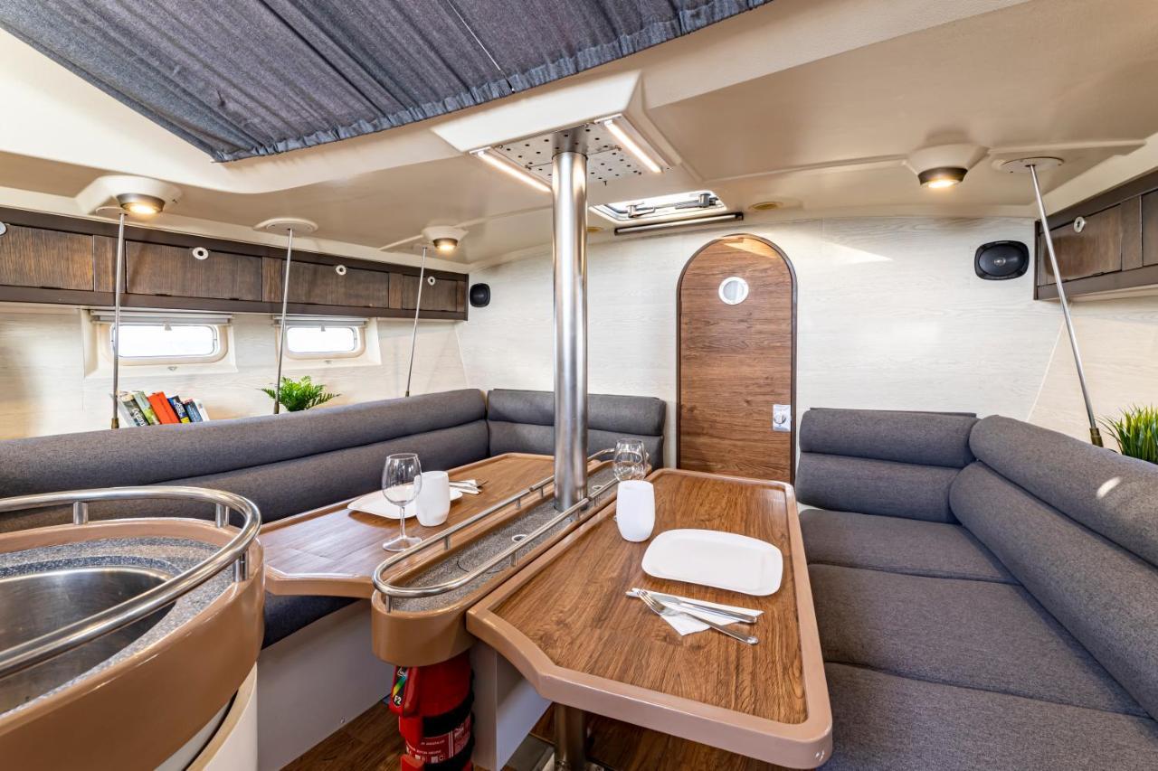 Relaxing Stay On A 38Ft Sail Yacht Arrecife  Ngoại thất bức ảnh